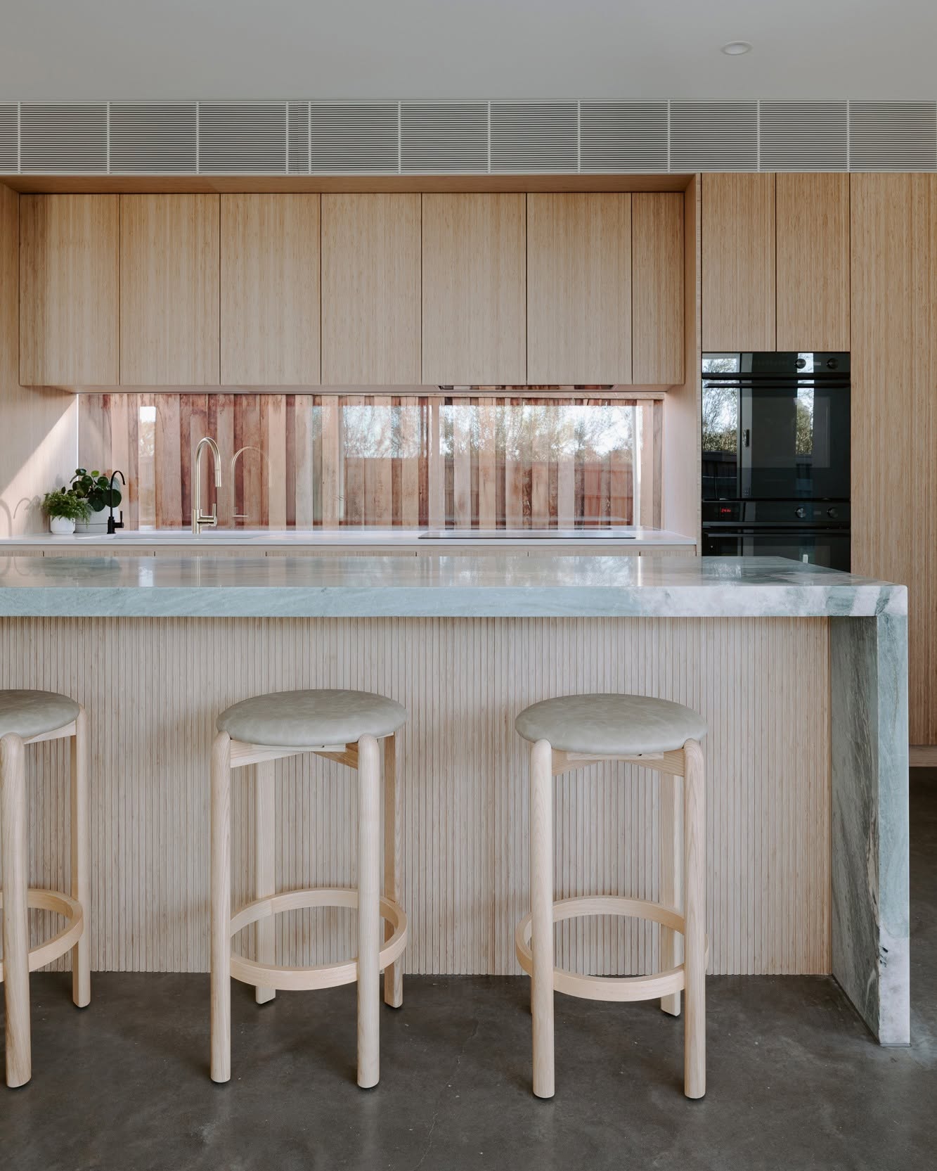 Bamboo kitchen and breakfast bar at Harvest Moon